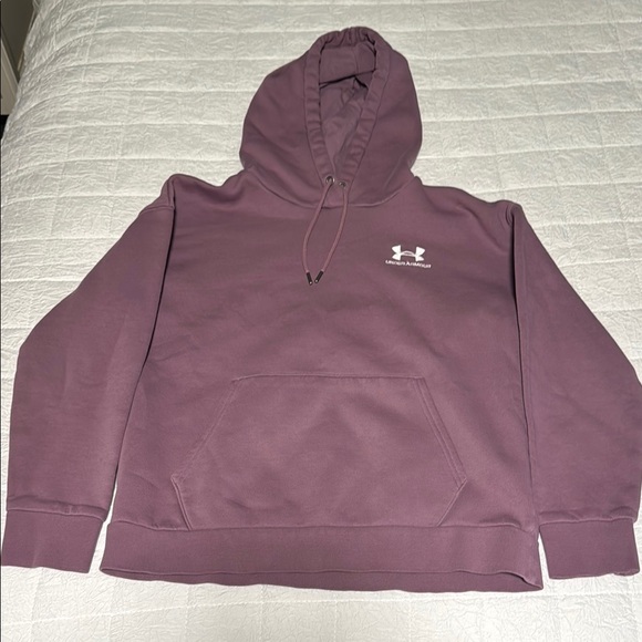 Under Armour Tops - Under Armour Lavender Hoodie